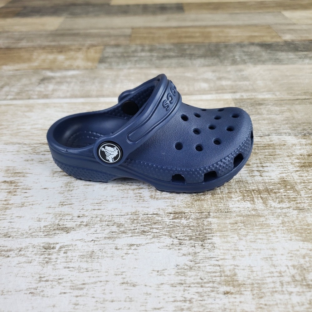 Crocs Classic Clog Kids Sz‎ 6 C6 Blue Rubber Round Toe Comfort Slip On Slingback